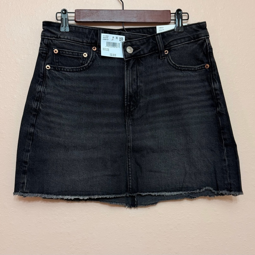 American Eagle Stretch High-Waisted Perfect Denim Mini Skirt